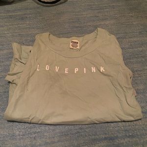 VS pink t shirt